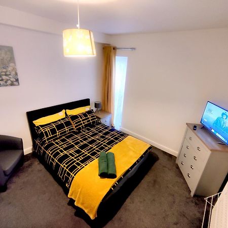 House Share With Few Ensuite Rooms Near Southmead Bristol Eksteriør billede