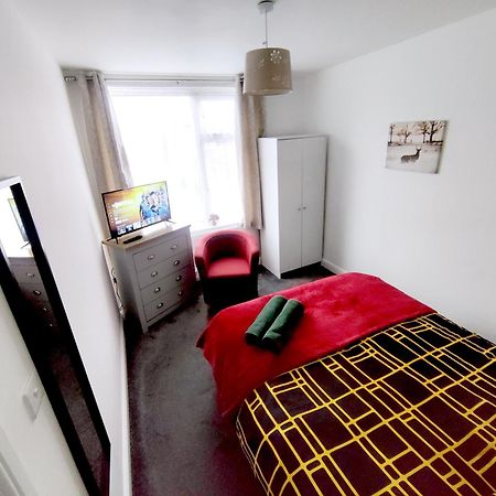 House Share With Few Ensuite Rooms Near Southmead Bristol Eksteriør billede