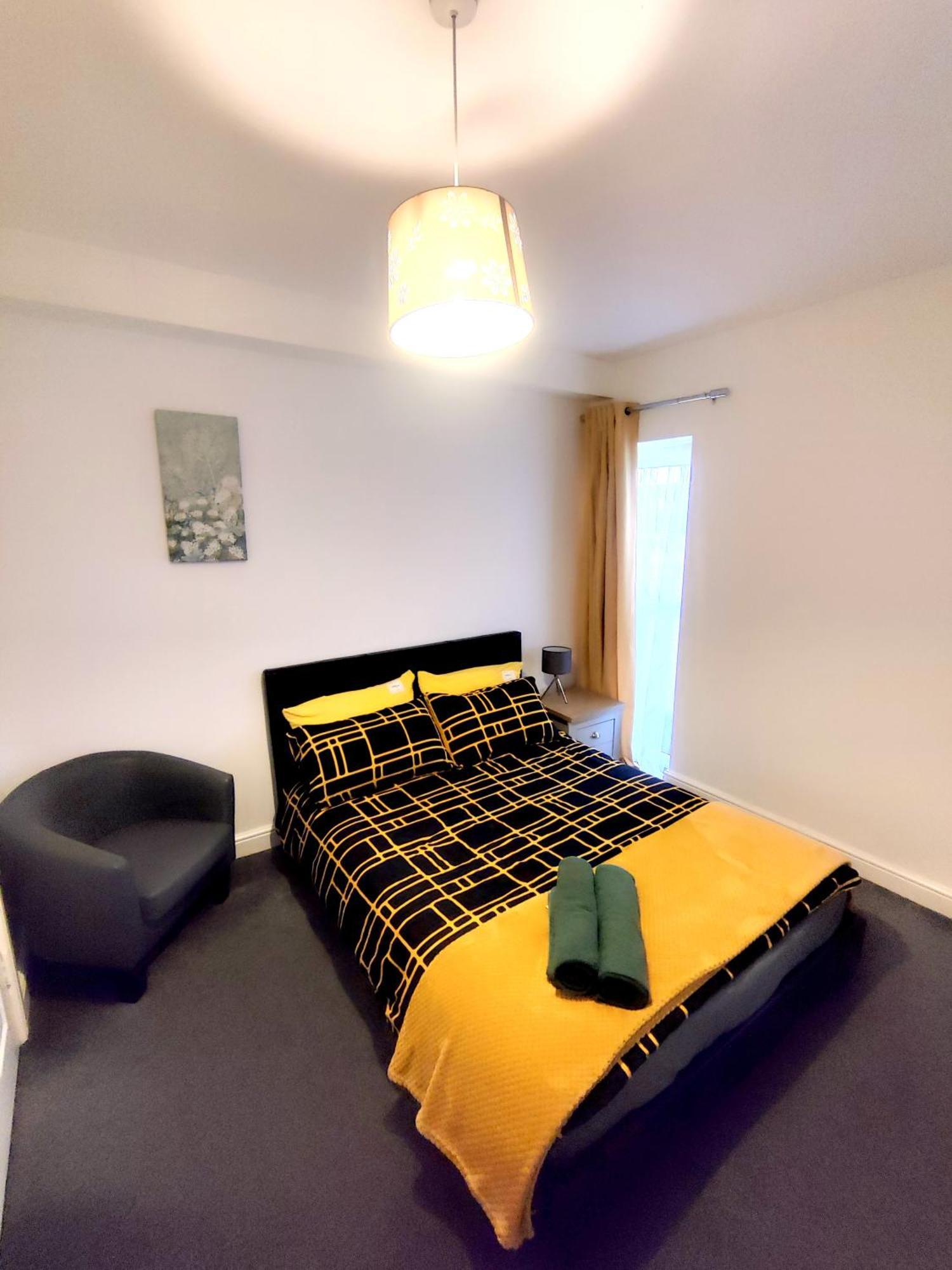 House Share With Few Ensuite Rooms Near Southmead Bristol Eksteriør billede