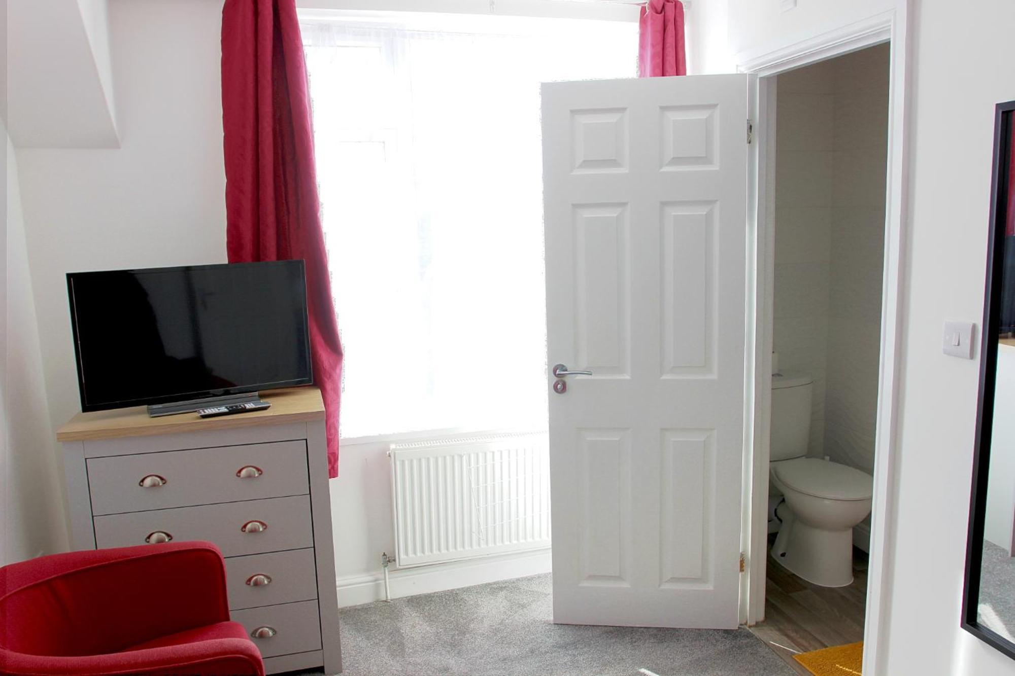 House Share With Few Ensuite Rooms Near Southmead Bristol Eksteriør billede